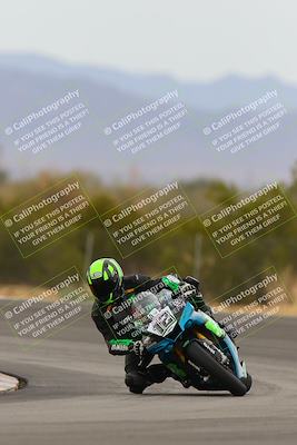 media/Jan-15-2023-SoCal Trackdays (Sun) [[c1237a034a]]/Turn 3 (1115am)/